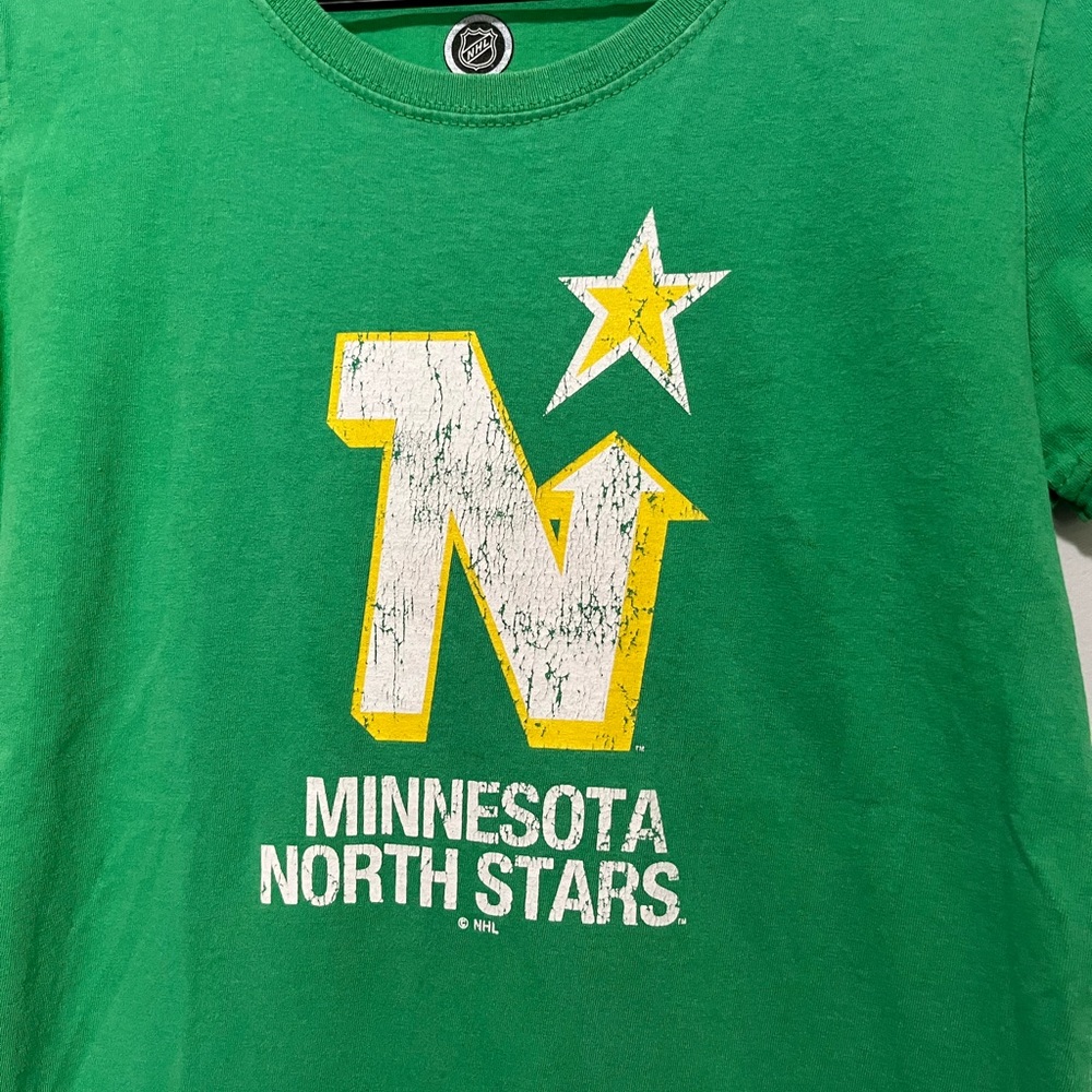 Vintage NHL  Woman’s Sm Minnesota North Stars Women's Tee - Picture 2 of 5